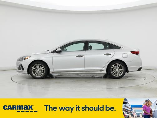 2019 Hyundai SONATA Sport