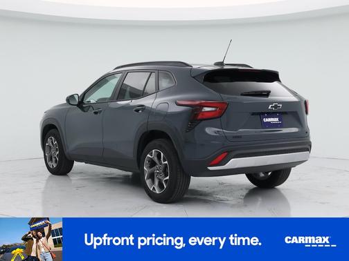 Gray 2025 Chevrolet Trax LT