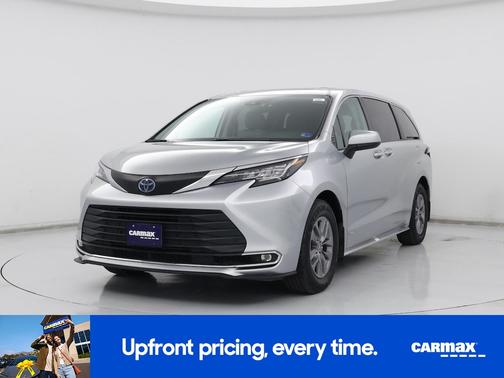 2021 Toyota Sienna XLE