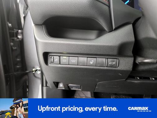 2025 Toyota RAV4 Plug-In Hybrid SE