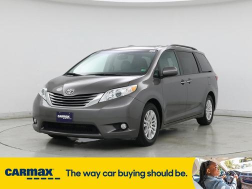 2016 Toyota Sienna XLE
