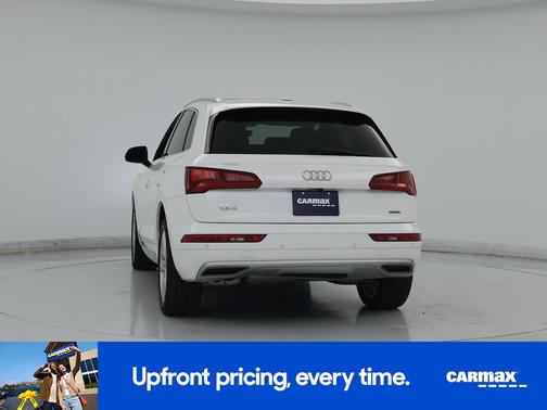 White 2020 Audi Q5 Premium Plus