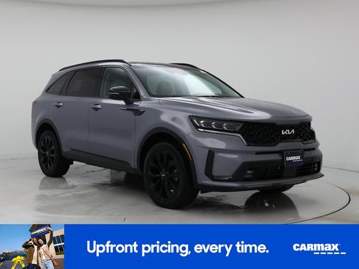 Gray 2023 Kia Sorento SX