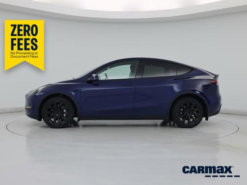 Blue 2023 Tesla Model Y Long Range
