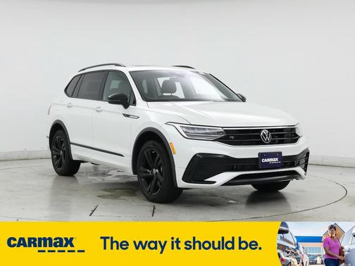 2023 Volkswagen Tiguan SE R-Line Black