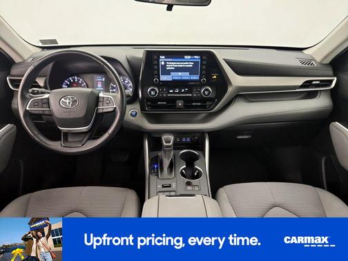 2022 Toyota Highlander LE