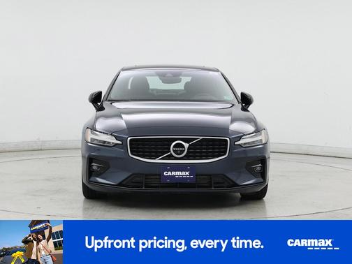 2019 Volvo S60 T6 R-Design
