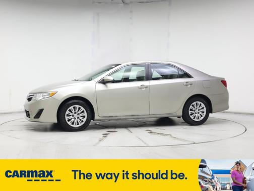 2014 Toyota Camry LE