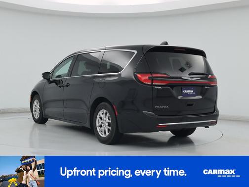 Black 2023 Chrysler Pacifica Touring L
