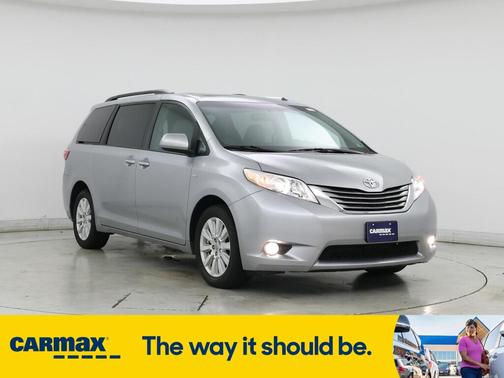 2017 Toyota Sienna XLE