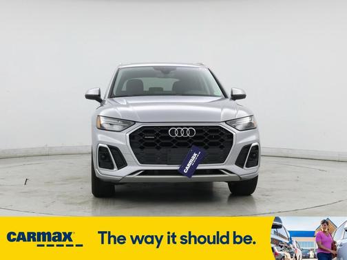 2022 Audi Q5 S-Line Premium