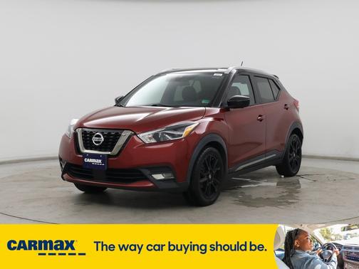 2020 Nissan Kicks SR