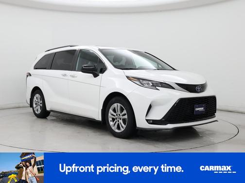 2022 Toyota Sienna XSE
