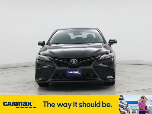 2022 Toyota Camry SE Night Shade