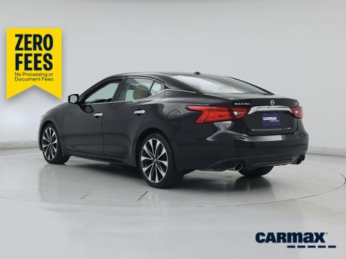 Black 2017 Nissan Maxima SR