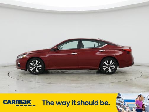 2022 Nissan Altima SV