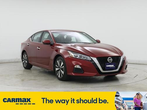 2022 Nissan Altima SV