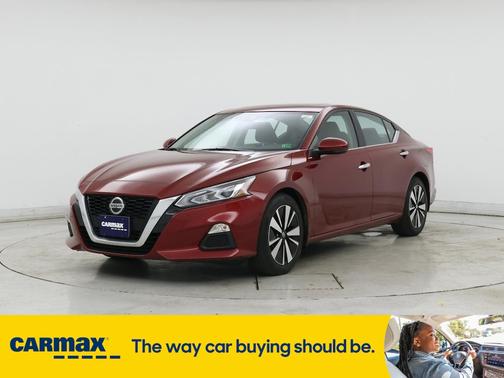 2022 Nissan Altima SV