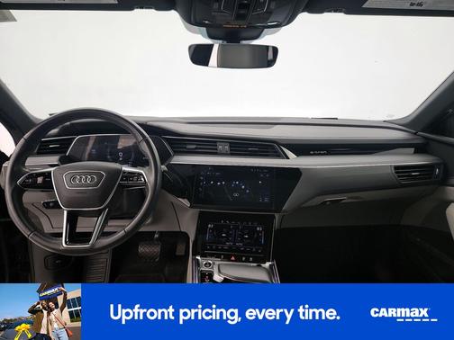 2024 Audi Q8 e-tron Prestige