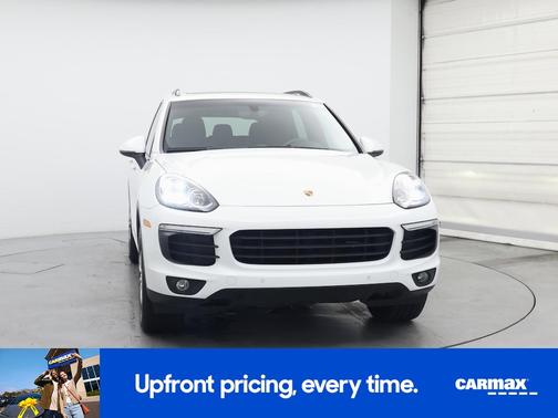 2018 Porsche Cayenne Base (Tiptronic)