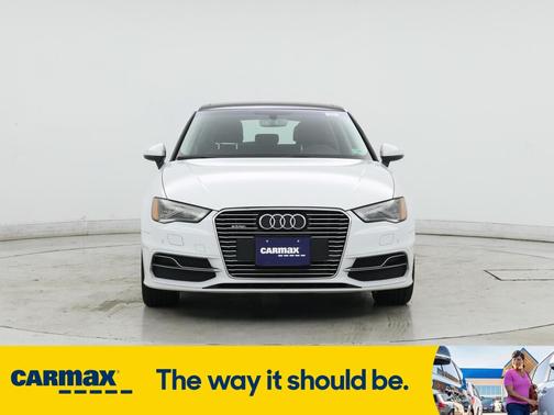 2016 Audi A3 e-tron Premium Plus