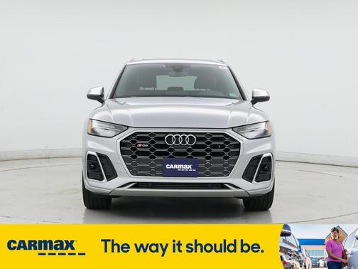 2023 Audi SQ5 Premium Plus