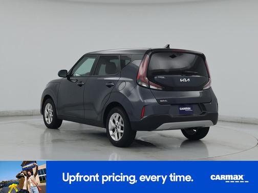 Gray 2025 Kia Soul LX