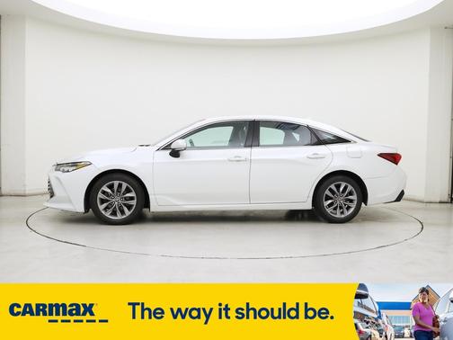 2019 Toyota Avalon XLE