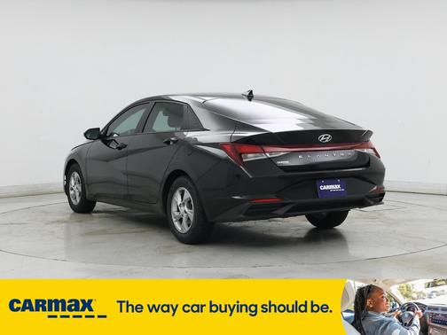 2021 Hyundai ELANTRA SE