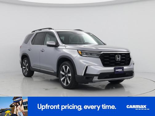 Silver 2023 Honda Pilot Elite