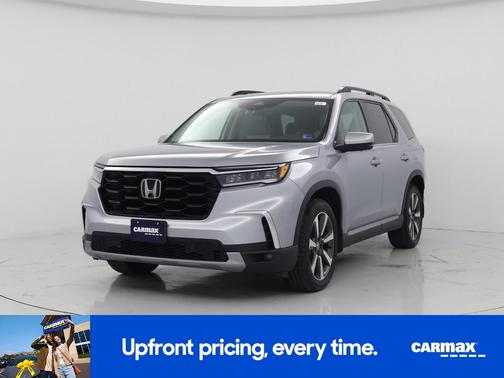 Silver 2023 Honda Pilot Elite