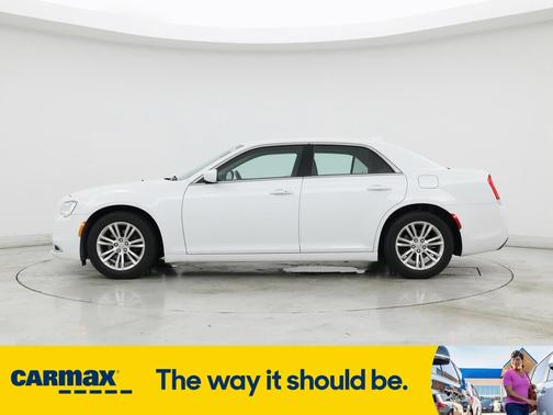 2019 Chrysler 300 Touring L