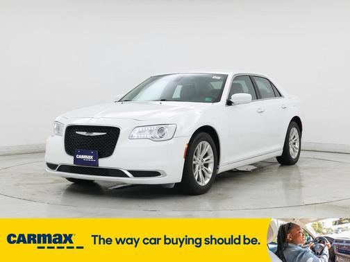 2019 Chrysler 300 Touring L