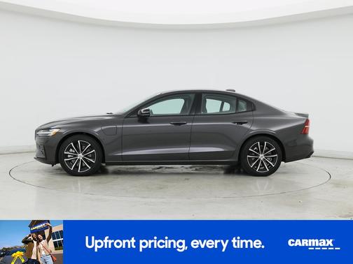 2023 Volvo S60 Recharge Plug-In Hybrid T8 Plus Dark Theme