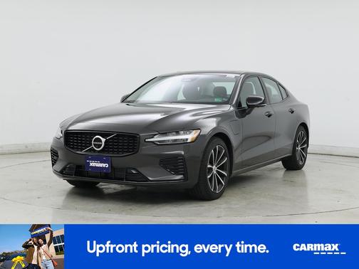 2023 Volvo S60 Recharge Plug-In Hybrid T8 Plus Dark Theme