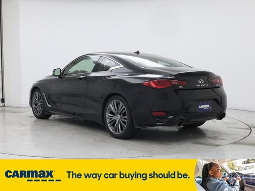 2017 INFINITI Q60 Premium