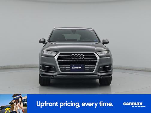 Gray 2018 Audi Q7 Prestige