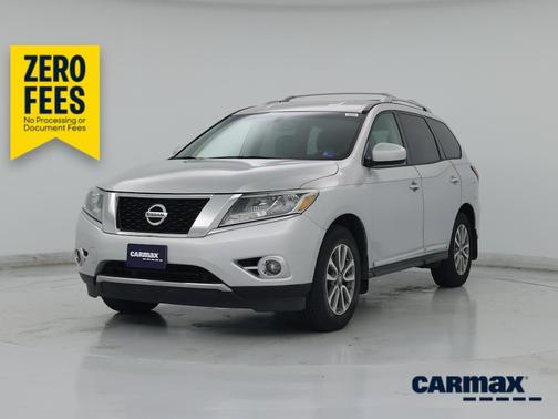 Silver 2016 Nissan Pathfinder SL