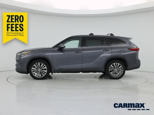 Gray 2021 Toyota Highlander Hybrid Platinum