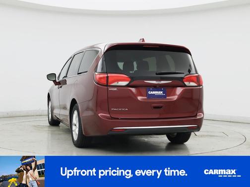 2020 Chrysler Pacifica Touring