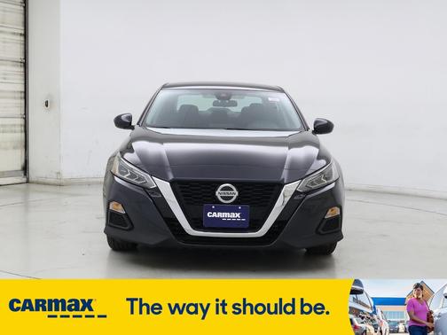 2022 Nissan Altima SV