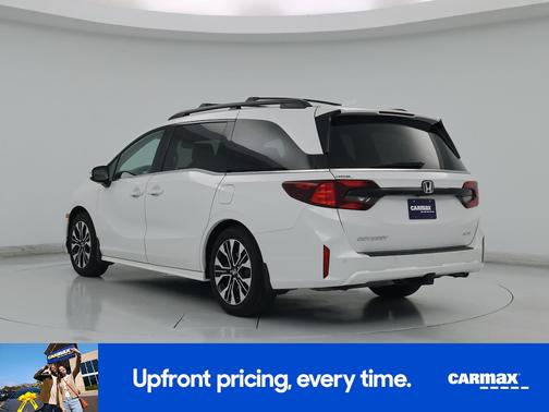 White 2026 Honda Odyssey Elite
