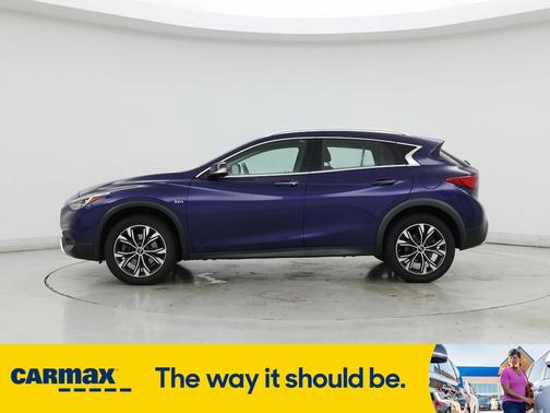 2018 INFINITI QX30 Luxury