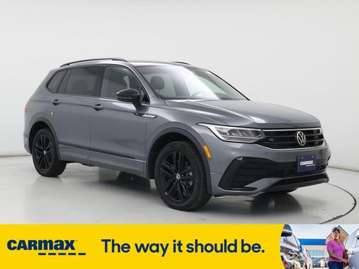 2022 Volkswagen Tiguan SE R-Line Black
