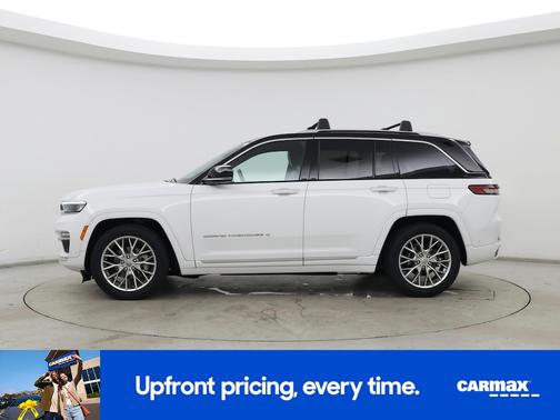 2022 Jeep Grand Cherokee Summit