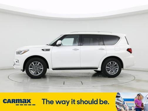 2023 INFINITI QX80 Luxe