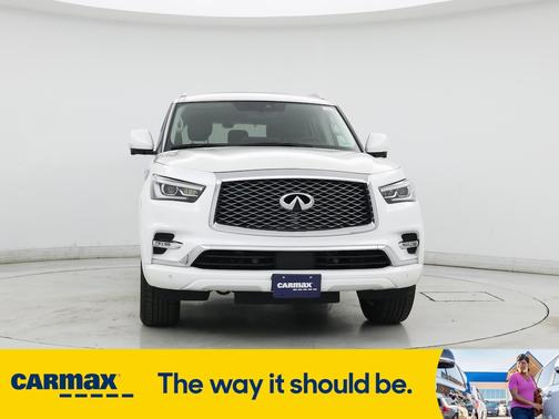 2023 INFINITI QX80 Luxe