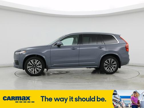 2021 Volvo XC90 T6 Momentum