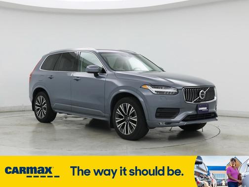 2021 Volvo XC90 T6 Momentum