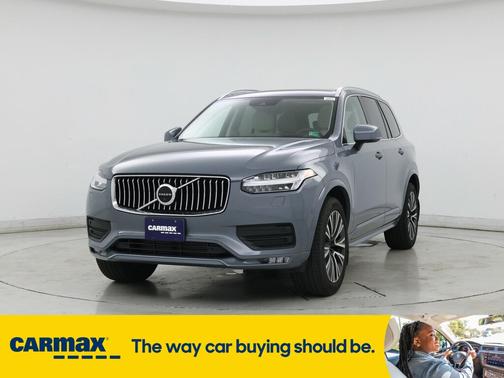 2021 Volvo XC90 T6 Momentum